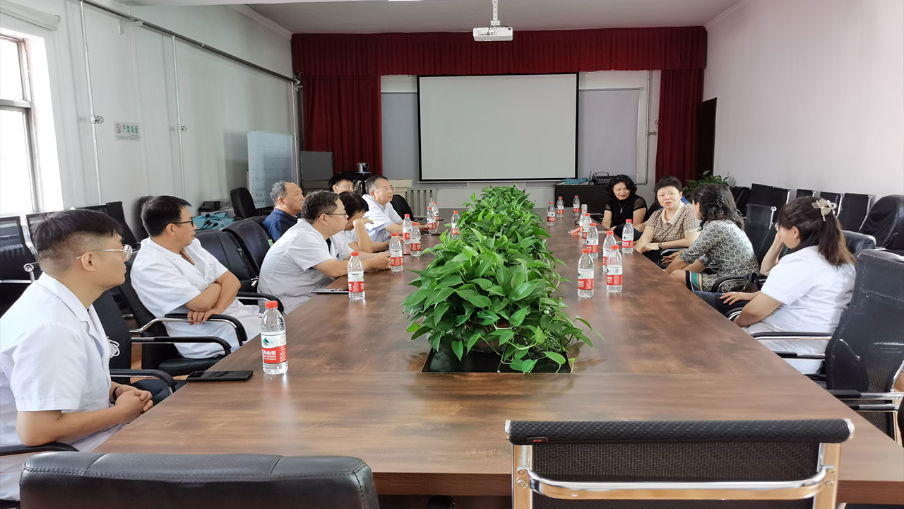 二人麻将指南网
举行“医教结合”工作座谈会