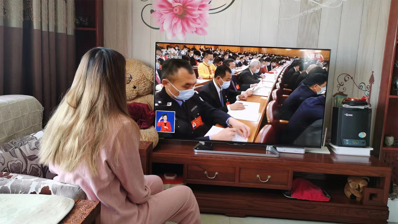 线上＂团”聚 喜迎二十大——二人麻将指南网
组织团员收看大会开幕盛况