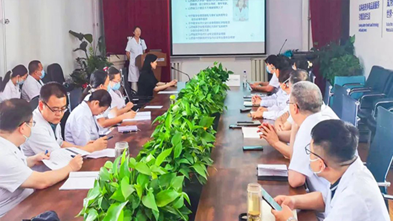 更新理念，服务临床——记二人麻将指南网
院内培训讲座