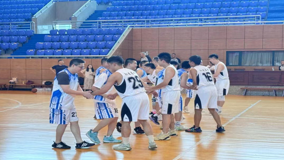 党建引领架桥梁，以球会友促交流——二人麻将指南网
与阳煤总院篮球选拔